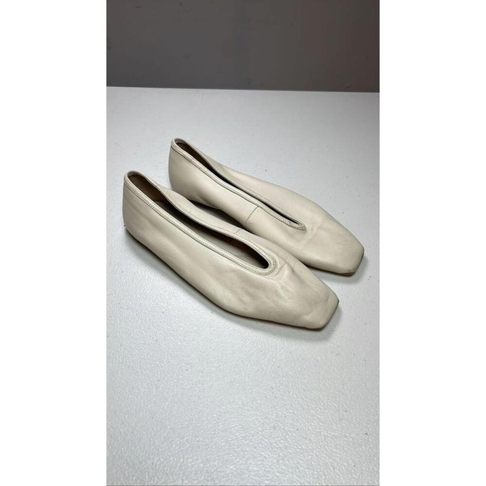 Tony Bianco Women's Cream Leather Square Toe Slip On Ballet Flats Size 7.5